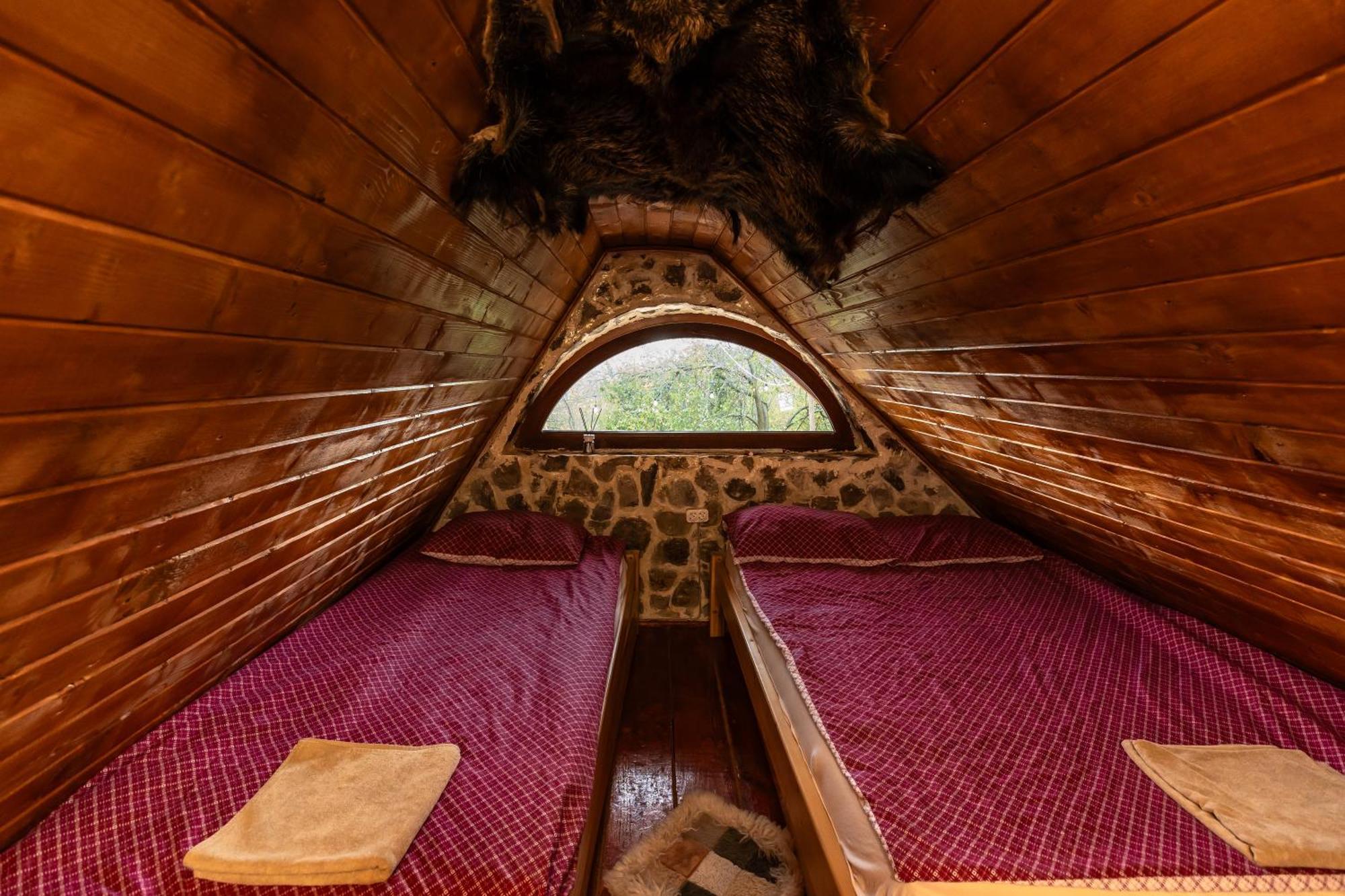 Catunu' Lui Emil Villa Carbunesti Dış mekan fotoğraf