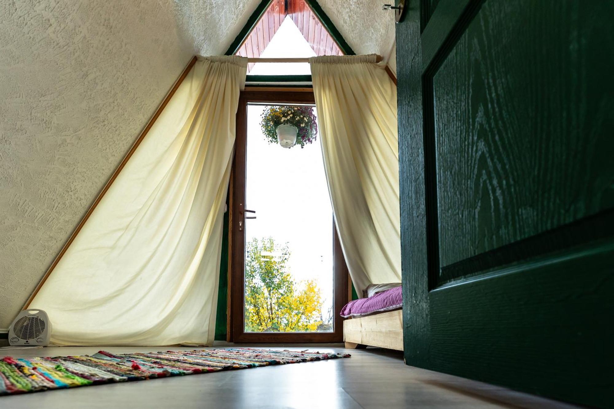 Catunu' Lui Emil Villa Carbunesti Dış mekan fotoğraf