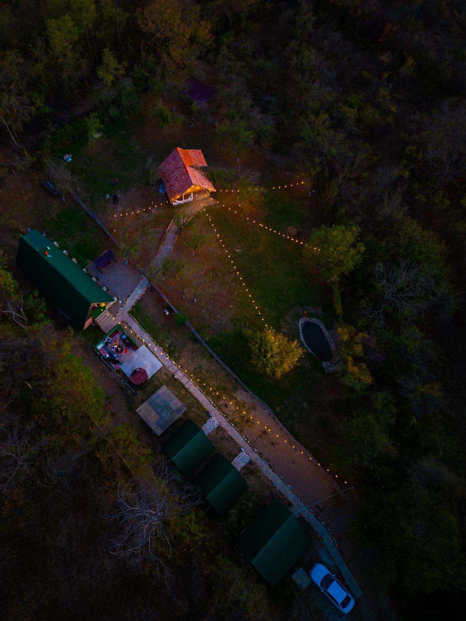 Catunu' Lui Emil Villa Carbunesti Dış mekan fotoğraf